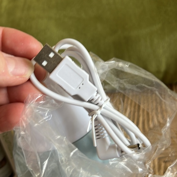 Sparoom Mini Scentifier and Holistic Essential Oils - NIB NWT - Picture 3 of 11